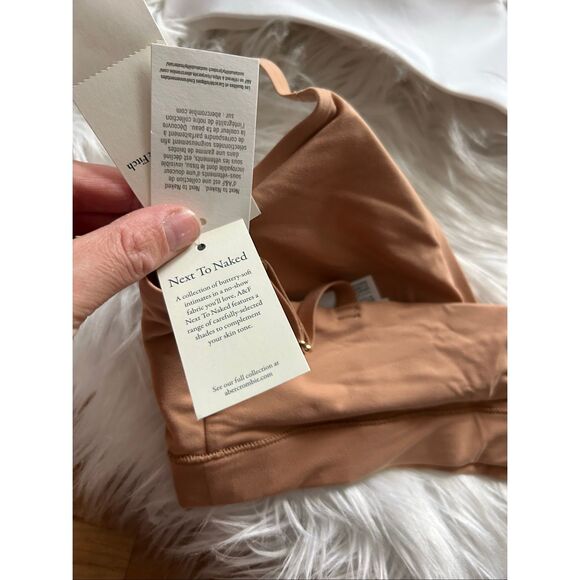 Abercrombie and Fitch and Aeropostale  size medium girls bras white and tan brow - Picture 2 of 8